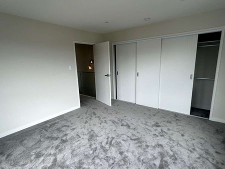 Brand New townhouse in central silverdale - Photo 5