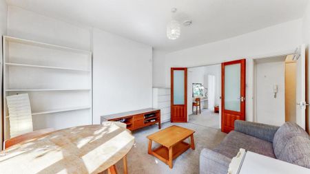 1 bedroom flat to rent - Photo 4