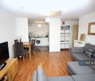 2 bedroom flat to rent - Photo 1