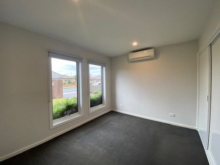 1/109 Wood Street, Preston VIC 3072 - Photo 2