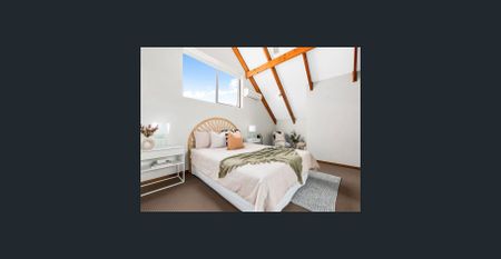 Spacious 2 Bedroom Home Unit with Raked Ceilings - Photo 2