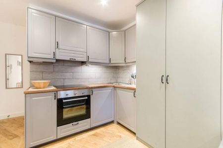 Studio to rent - Photo 3