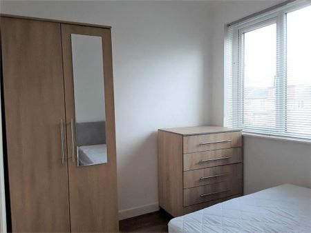 Property to rent - Photo 3