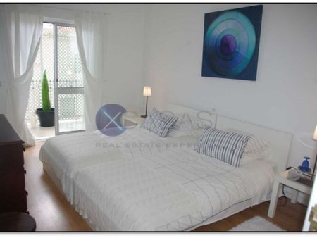 Luxury Flat for rent in Estoril (Estoril), Cascais e Estoril, Cascais, Lisbon - Photo 4