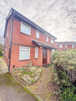 Property For Let - Amberley Close - Photo 1