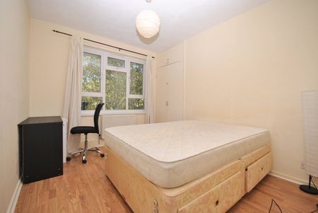 Flat to rent - Orb Street, London, SE17 - Photo 3