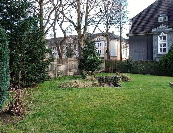 Schöne 2,5 Erdgeschosswohnung inkl. EBK & Garten - zentrale Lage - Foto 1