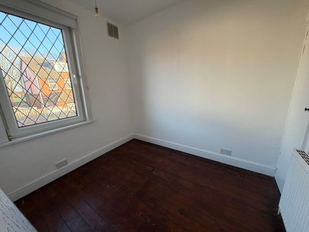 2 Bed Terraced House, Dalton Avenue, LS11 - Photo 3