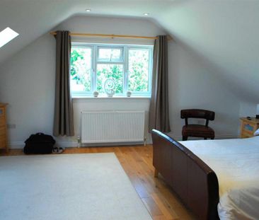 4 bedroom detached house to rent - Photo 6