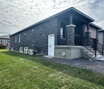 1232 Montblanc Cres, Embrun, ON - Photo 2