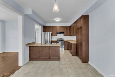 For Lease - 99 William Berczy Boulevard, Markham, Ontario - Photo 3