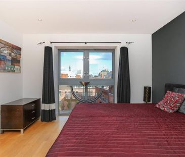 2 bedroom penthouse to rent - Photo 6