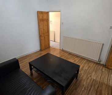 4 bedroom house to rent - Photo 1