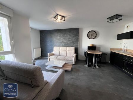 Location Appartement 3 pièces 63m² ST PIERRE DES CORPS 37700 - Photo 2