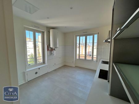 Location Appartement 3 pièces 70m² VILLEFRANCHE SUR SAONE 69400 - Photo 5