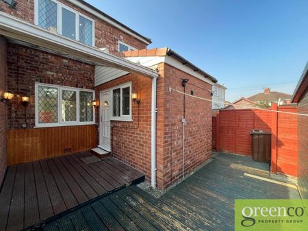 Ansdell Drive, Droylsden, Tameside, M43 - Photo 4