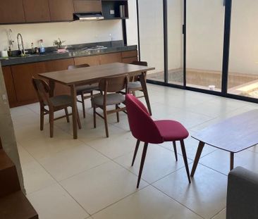 Townhouse amueblado en Venta y Renta en Zamorano, en Montebello - Photo 3