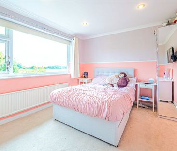4 bed Detached House for rent - Photo 6