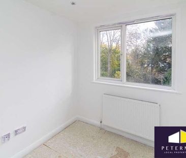 Highview Gardens, Edgware, HA8 - Photo 3