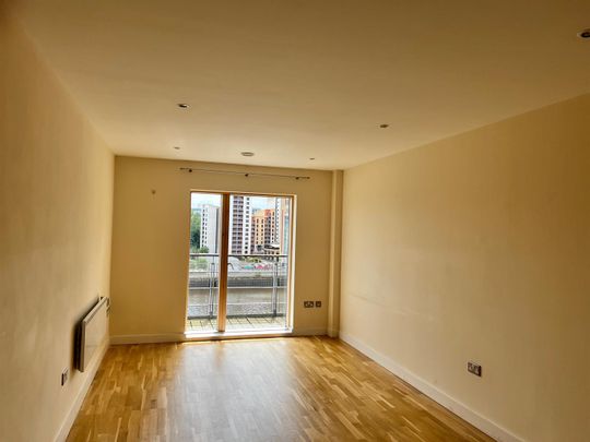 Newcastle upon Tyne - Photo 1