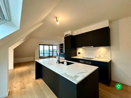 Penthouse met drie slaapkamers en garage in het centrum Koekelare - Photo 4