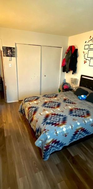 2 bedroom 1 bathroom - Photo 1