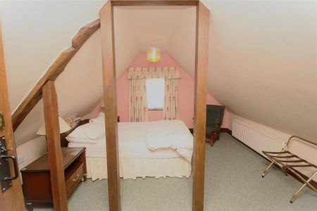 2 bedroom semi-detached bungalow to rent - Photo 5