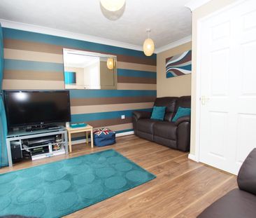 Wentworth Crescent, Bradford - Photo 6