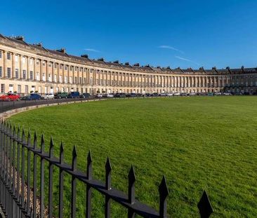 Royal Crescent, Bath, BA1 - Photo 1