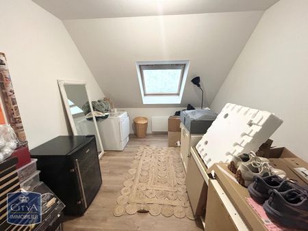 Location Appartement 3 pièces 65m² QUIEVRECHAIN 59920 - Photo 2