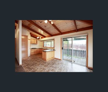 3 Bedroom Family Home, Centrally Located - Photo 4