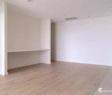 “MODERN AND CONTEMPORARY 1 BEDROOM APARTMENT IN HURSTVILLE CBD” - Photo 6