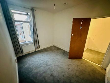 5 bedroom house to rent - Photo 2