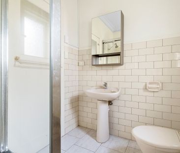 1/83 Carroll Crescent, Glen Iris VIC 3146 - Apartment For Rent | Do... - Photo 6