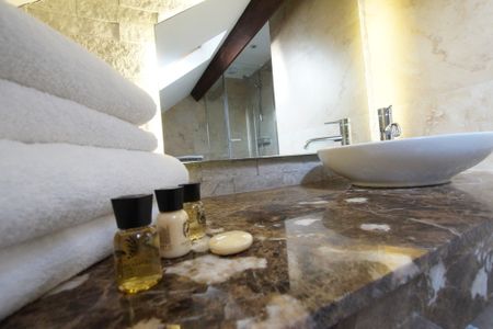 1 bedroom Apartment to let - Photo 4