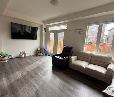 For Lease - 267 Great Falls Boulevard, Hamilton, Ontario - Photo 3