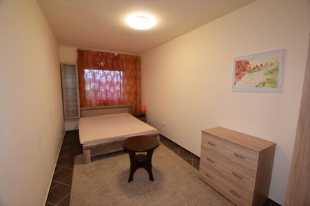 Kiadó jó állapotú panel lakás - Debrecen - Fotó 3
