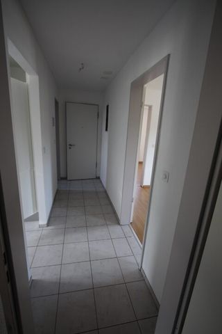 per sofort zu vermieten: helle 3.5 Zi-Wohnung im EG an zentraler Lage, mit eigener Waschmaschine, Bielstrasse 110 in 2540 Grenchen - Photo 5