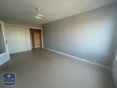 Location Appartement 1 pièce 30m² LE MANS 72000 - Photo 3