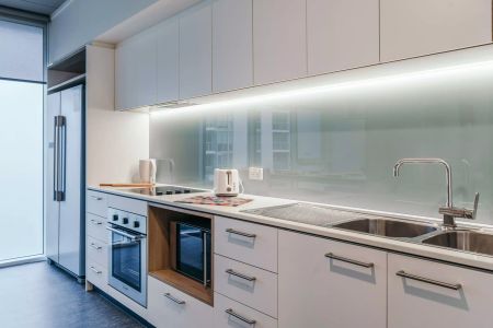 5 Bedroom Apartment with Standard Room - Photo 3