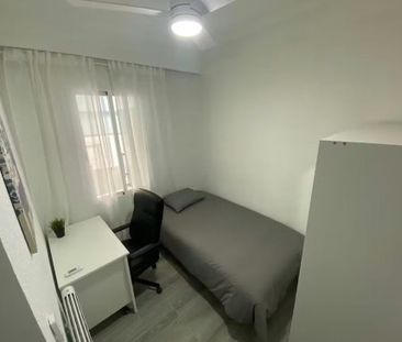 Calle del Oasis, Madrid, Community of Madrid 28021 - Photo 3