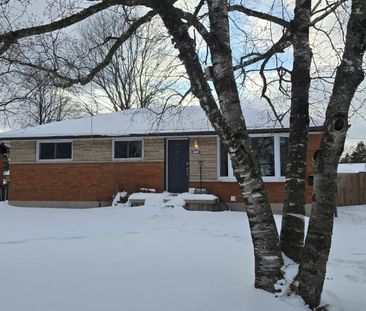 For Lease - 1183 Farnsborough Crescent, London East, Ontario - Photo 2