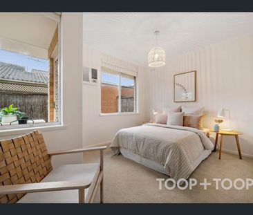 Comfortable & Convenient Unit Right on the Beach! - Photo 5