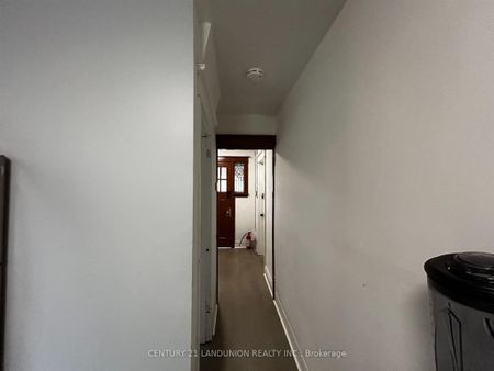 For Lease - 46 Arnold Street Unit# MAIN RM 2, Hamilton, Ontario - Photo 3