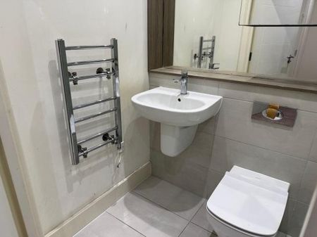 1 bedroom flat to rent - Photo 2