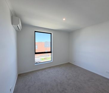 Brand New Family Living with Study & Upstairs Retreat - Photo 4