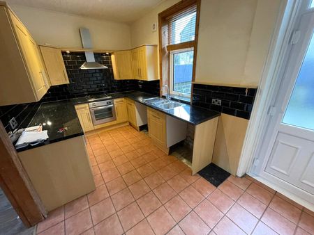2 bedroom house to rent - Photo 2