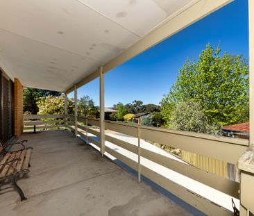 Charming Kambah home - Photo 2