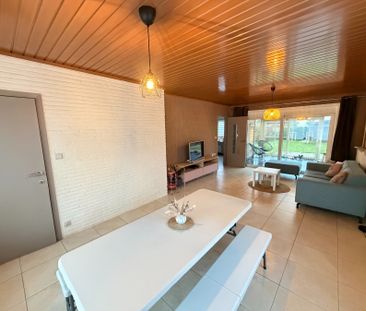 INSTAPKLARE & RUIME gezinswoning met GARAGE & TUIN - Photo 3