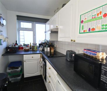 1 bedroom property to rent - Photo 4